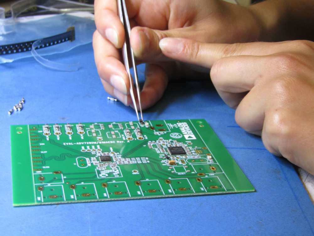 electronic manufacturing at Aaron pcb